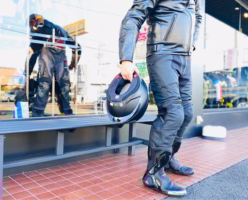 PONY 3 LEATHER PANTSのご紹介