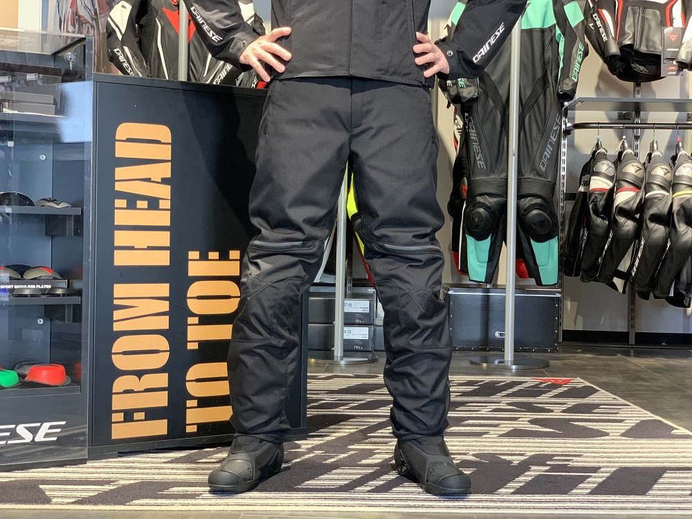 防水・防寒に優れた性能を発揮するライディングパンツ”GALVESTONE D2