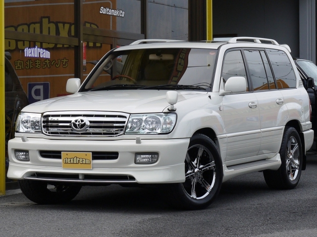 LX470のカスタムメガ盛り中古車！シグナス・ランクル100と比較