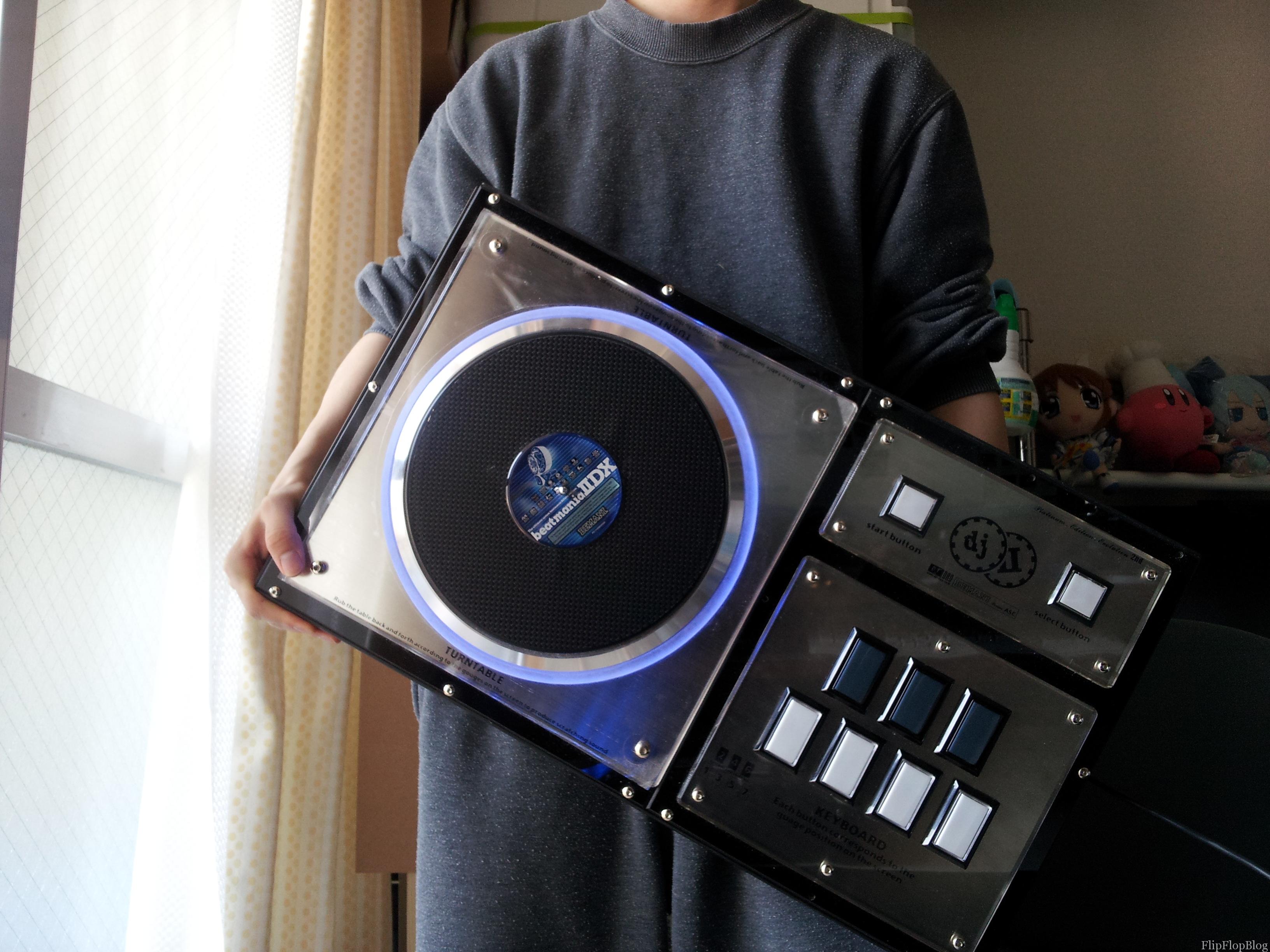 専コン」と「PEE2」と「FP7」と「ポップン実機」の大きさ比べ【CSコン