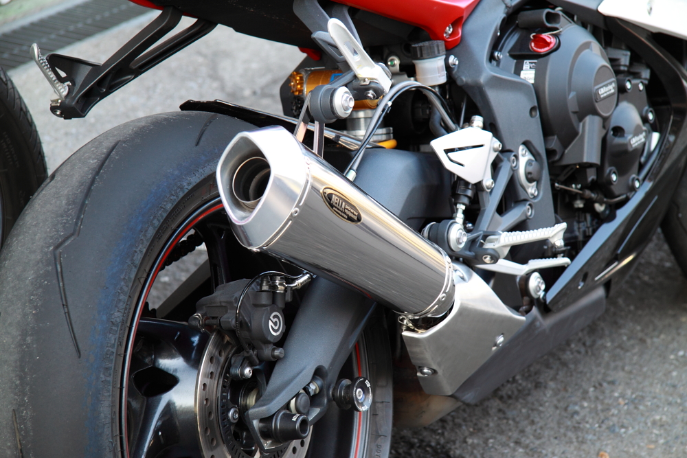 NEWデイトナ675用スリップオンマフラー！ – ZEROG ─ ゼログ ─