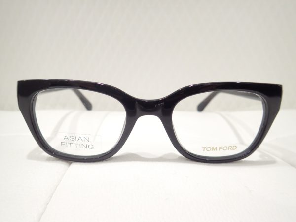 TOM FORD(トムフォード) 「TF4240」人気メガネフレーム ｜ oomiya