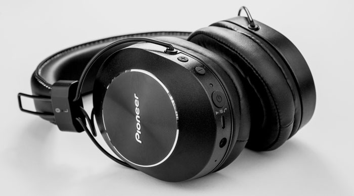 Pioneer SE-MS7BT Bluetooth Headphone Review | hifiheadphones.co.uk