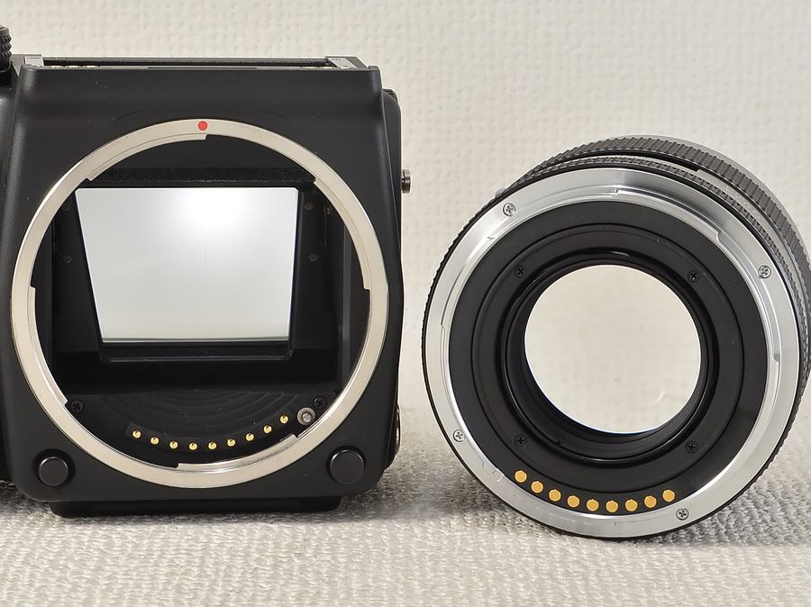 CONTAX（コンタックス）645／もっとも美しい中判一眼レフCONTAX 645を