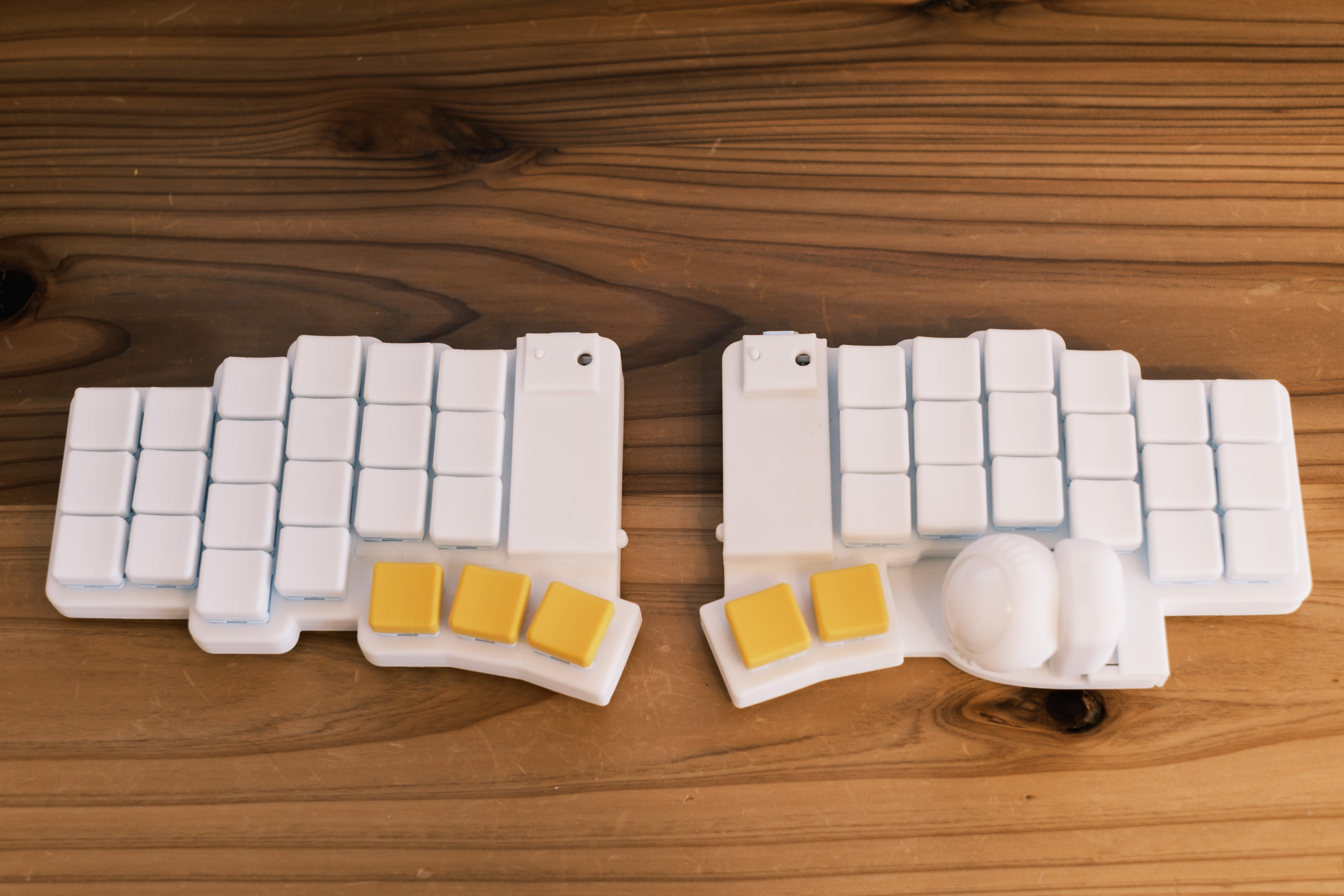 自作キーボードデビューした - wadackel.me