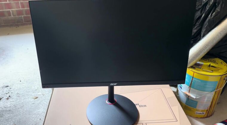 ゲーミングモニター NITRO XV240Y 未使用品付属付き ゲーミング