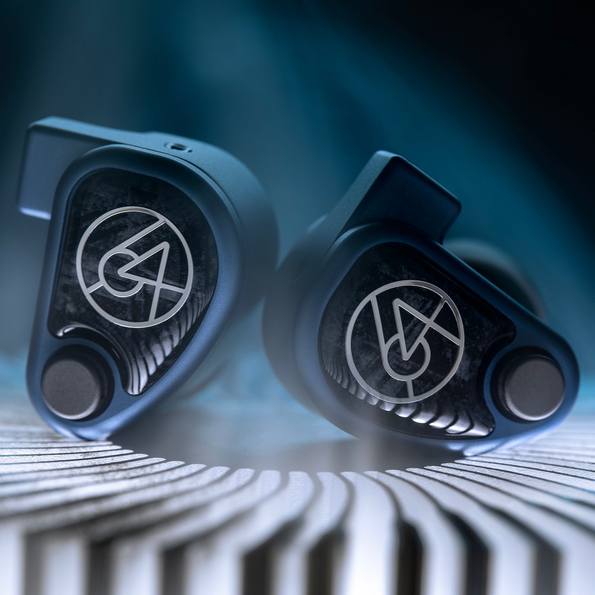 64 Audio U4s Hybrid Dynamic + BA Universal IEMs | Bloom Audio