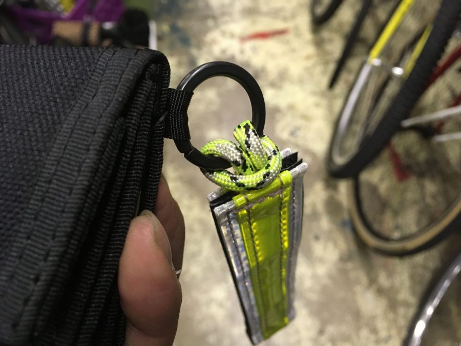 BLUE LUG* sandwich reflector (交通安全運動実施中/yellow) - BLUE