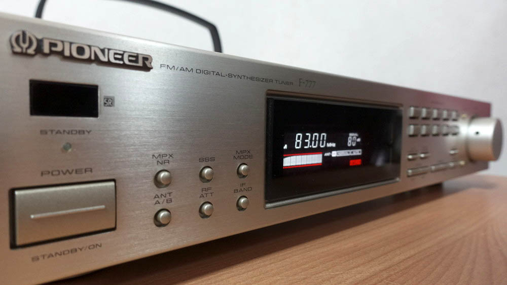 PIONEER F-777 修理調整記録: BLUESS Laboratory
