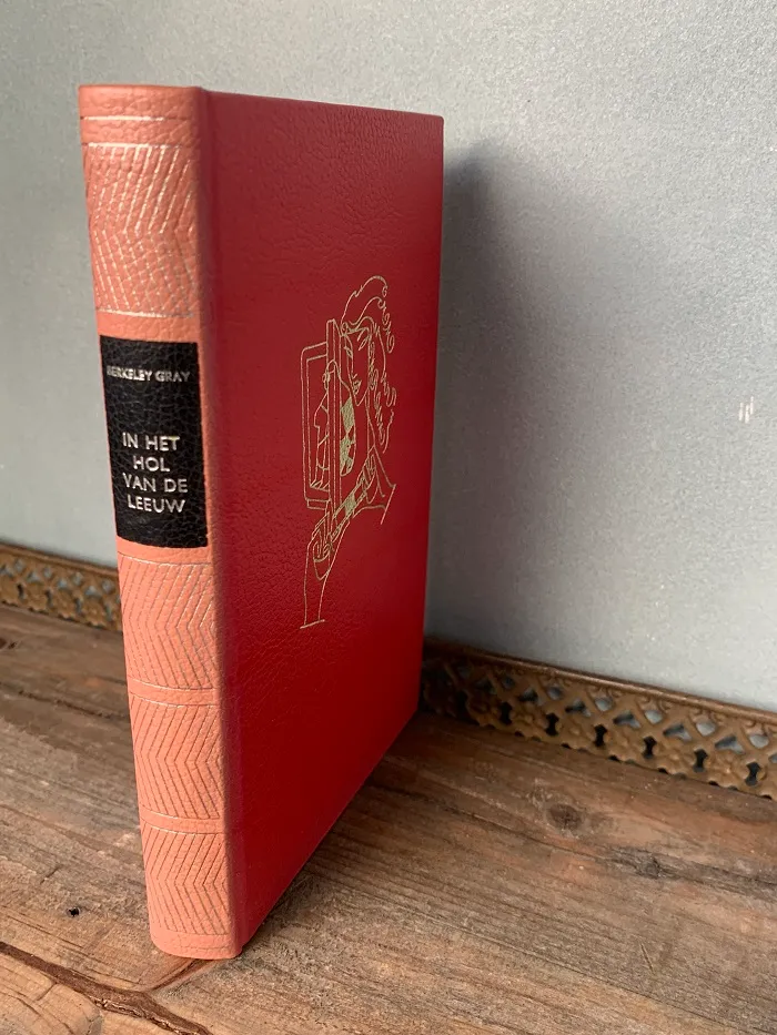 No.317 希少 洋書 古書 ル•メール 絵本 アンティーク オランダ童謡 No