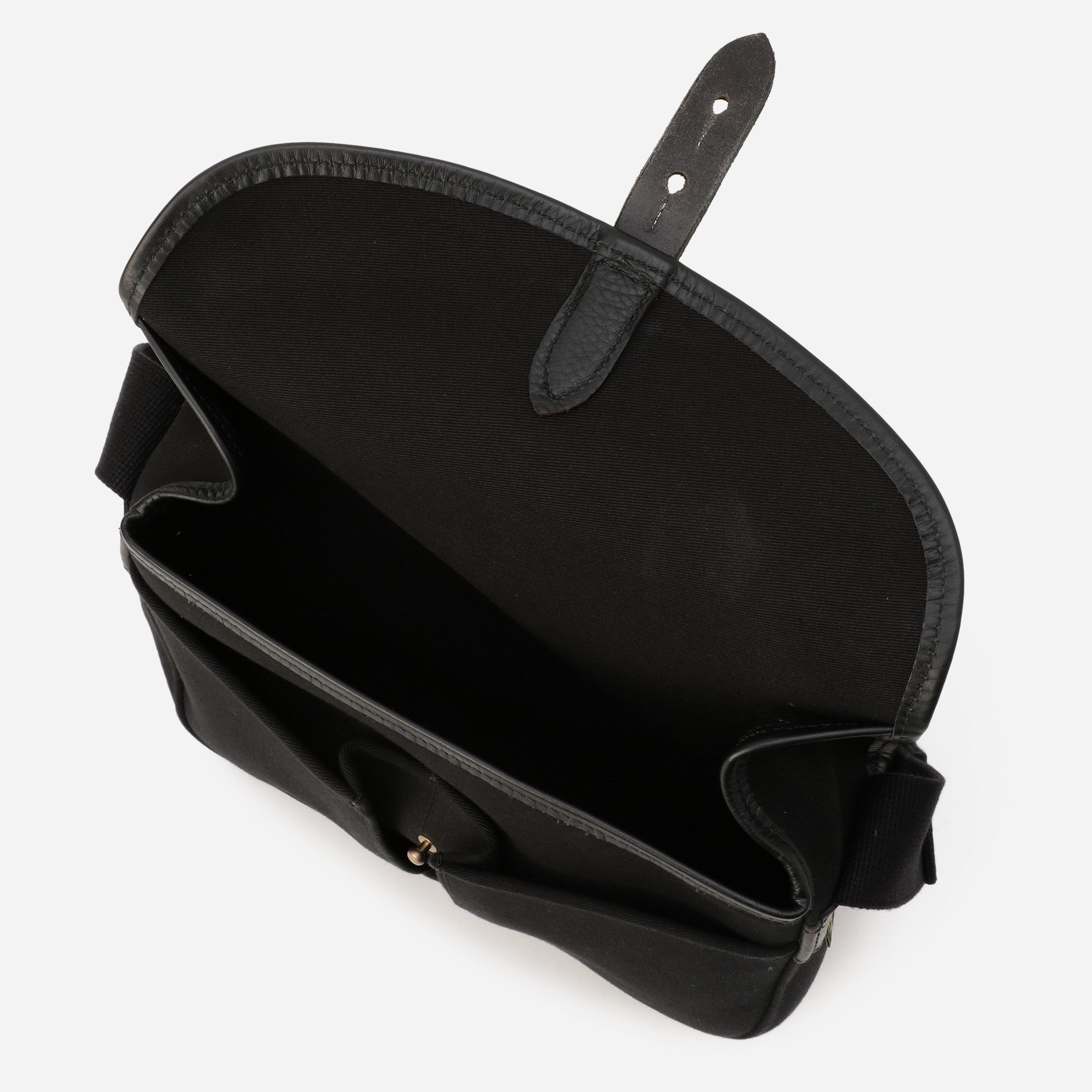 STOUR｜BradyBags 公式オンラインストア