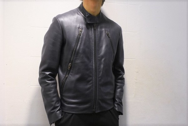 Maison Margiela(メゾンマルジェラ)から、レアカラーのハの字