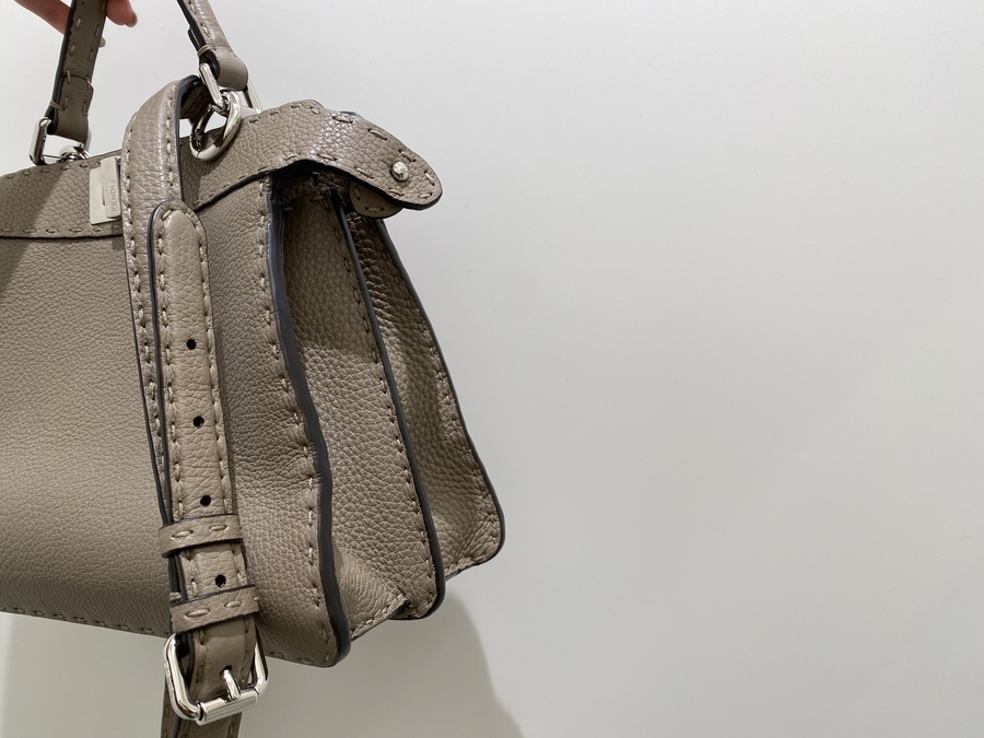 高価買取】FENDIより人気のピーカブーアイシーユーのセレリアスモール