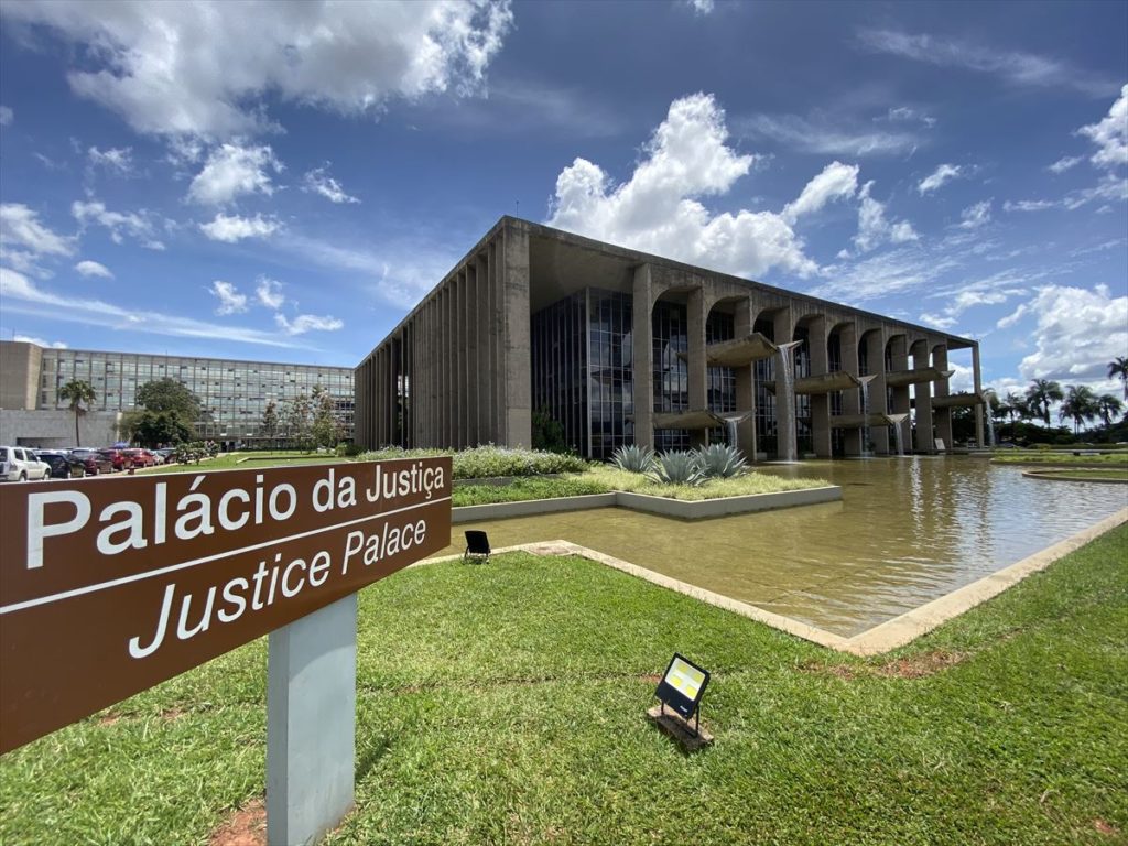 世界遺産ブラジリア写真ルポ02：魅せる庁舎、見せないミュージアム