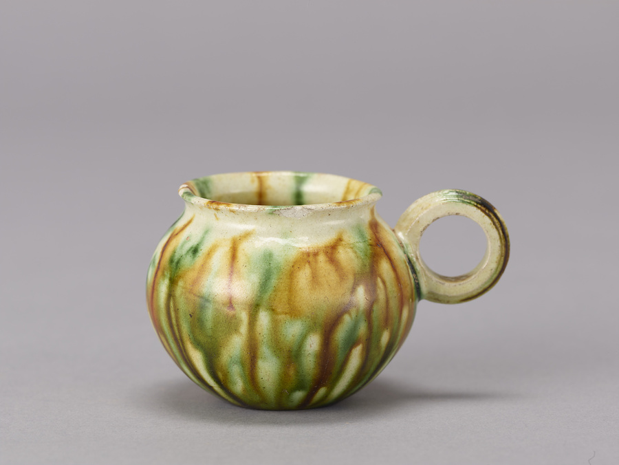 三彩柄付杯 文化遺産オンライン