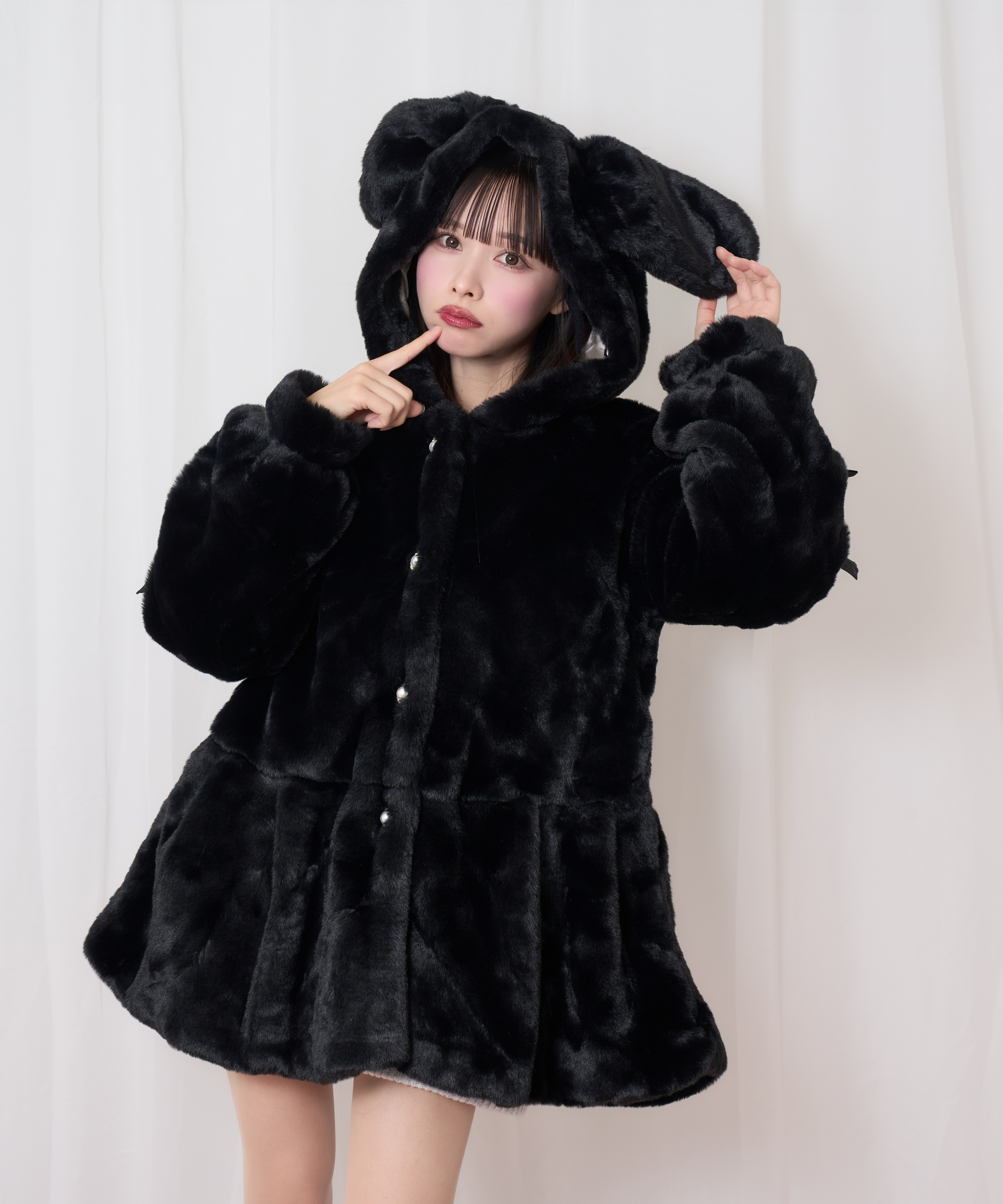 うさみみエコファーコート – BUNNY APARTMENT