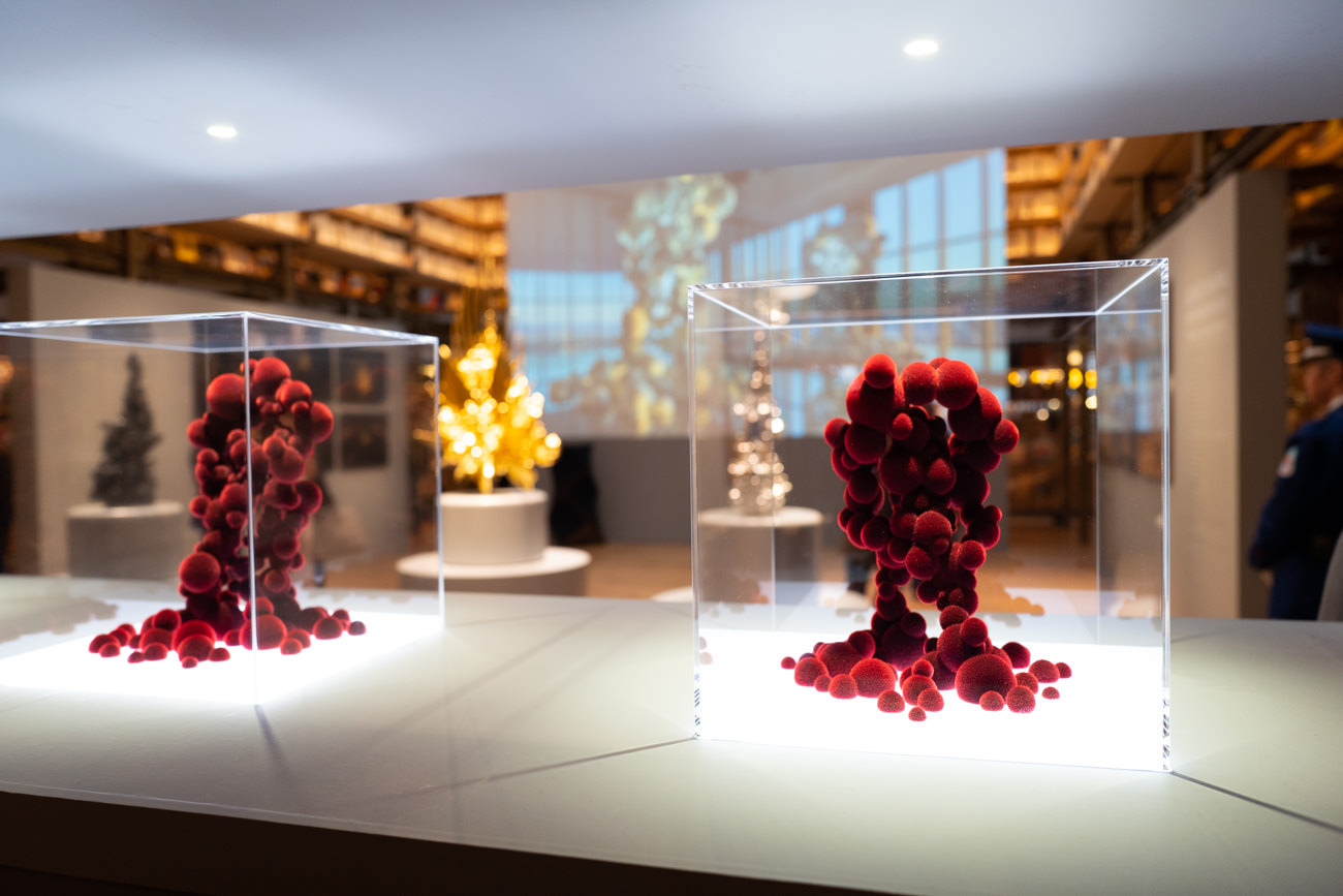 特装版がスゴい！】名和晃平 限定版作品集『METAMORPHOSIS』の