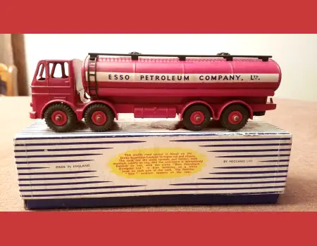 Dinky Supertoys / Fire engines, lorries & dumpers / Sales