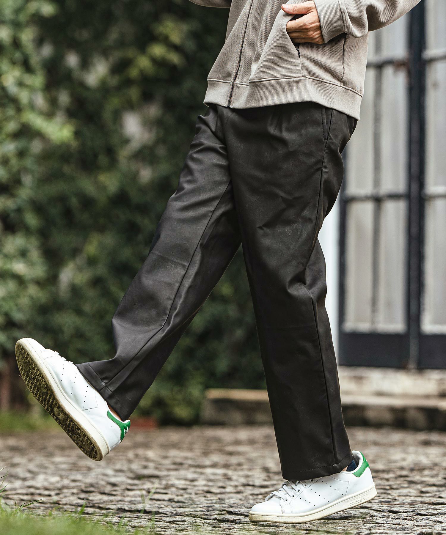 50%OFF【CAMBIO(カンビオ)】加工フェイクレザーバルーンパンツ(24228CM