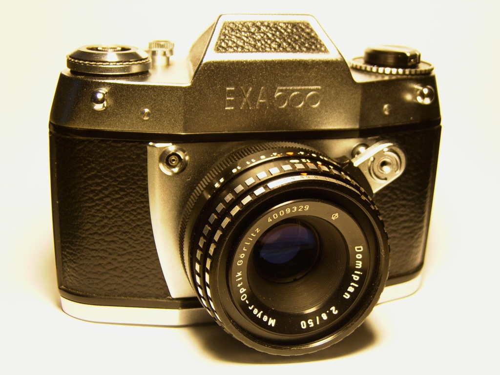 EXA1が可愛すぎる！ウェストレベルファインダー・デビューは君に決めた