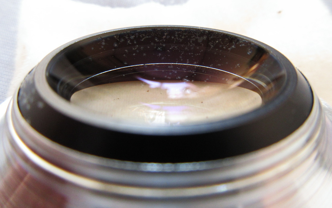 Rollei Carl Zeiss Planar 50mm F1.4 HFT（ドイツ製バージョン）のカビ