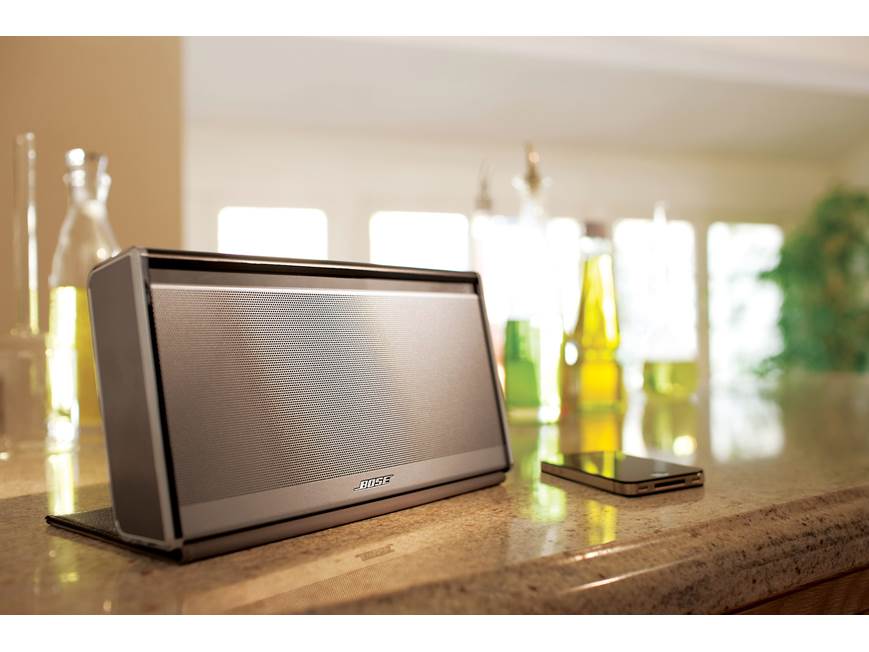 Bose® SoundLink® Wireless Mobile speaker - LX with silver finish