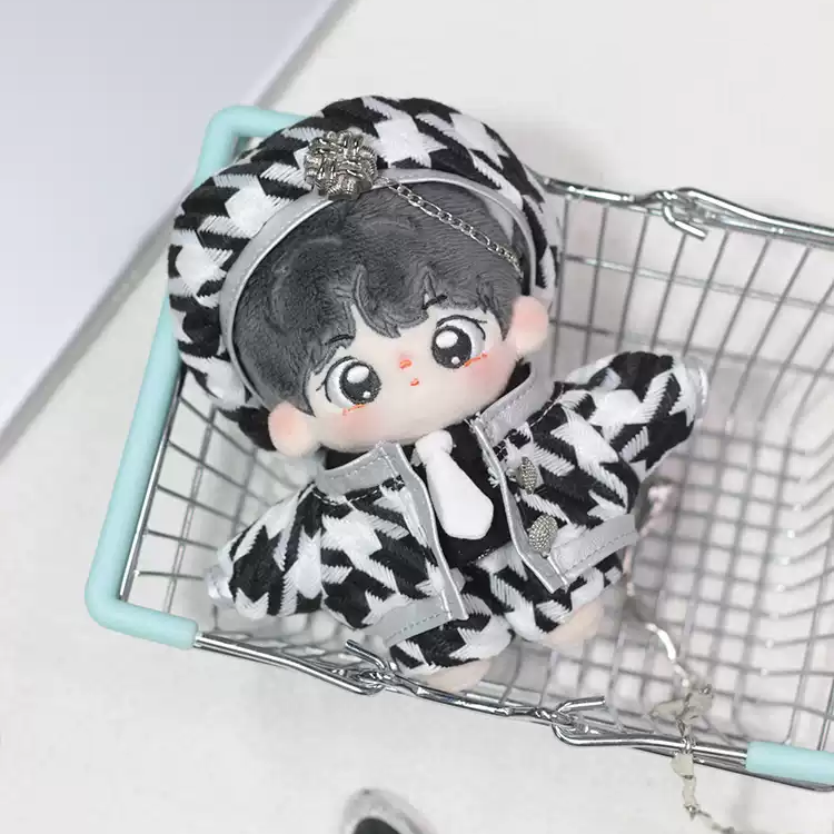 甘ロリホイップ千鳥柄×しろねこ】おすわりぬい服 16cm 甘ロリホイップ