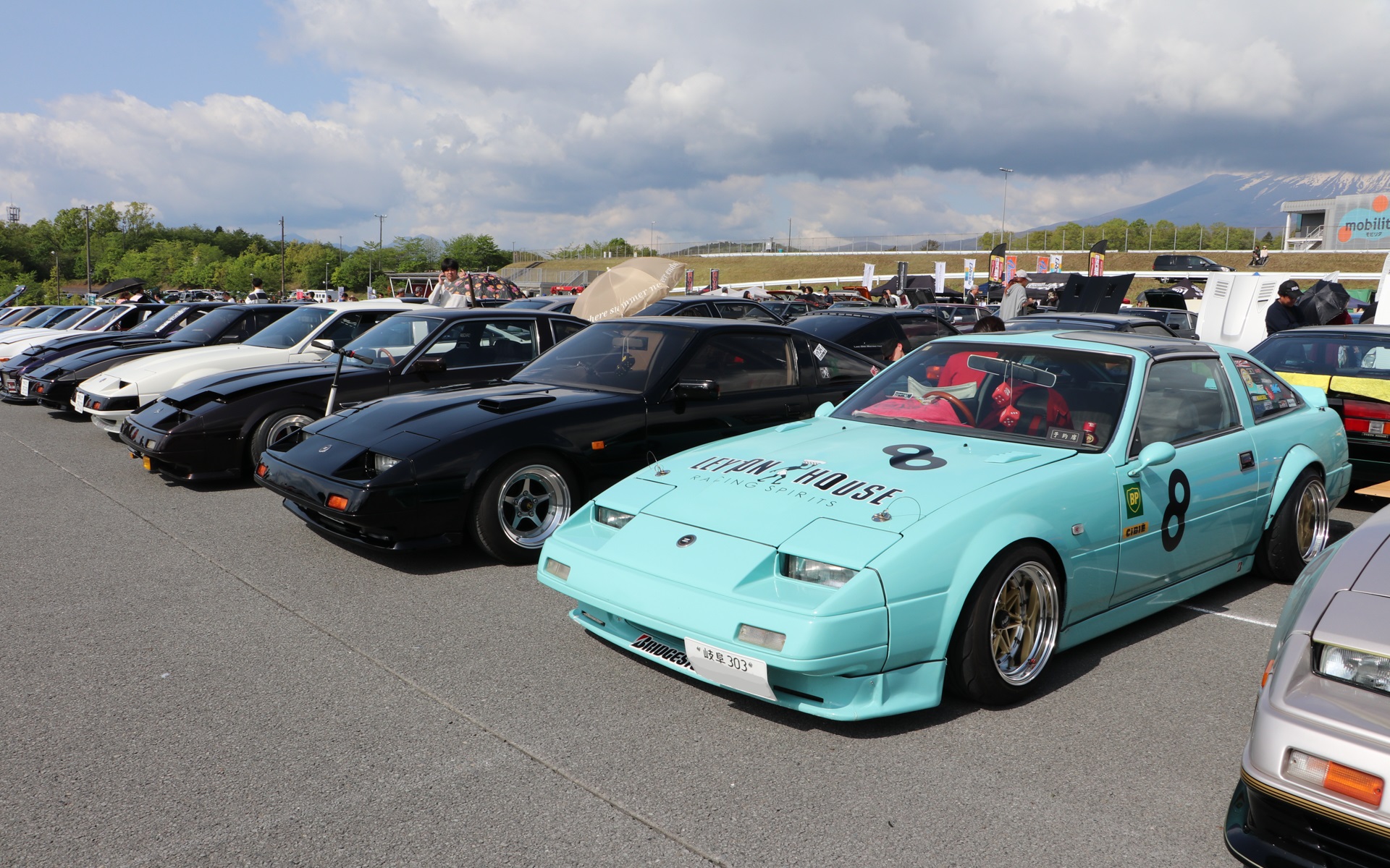 画像］歴代Zが1700台超! 2000人以上が親睦を深めた「DUNLOPオール