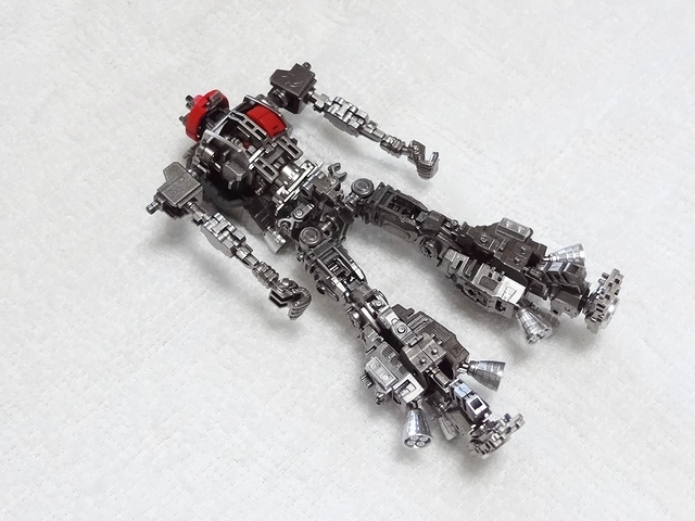 プレミアム完成品】バンダイ RG 1/144 MS-06R-2 ジョニー・ライデン