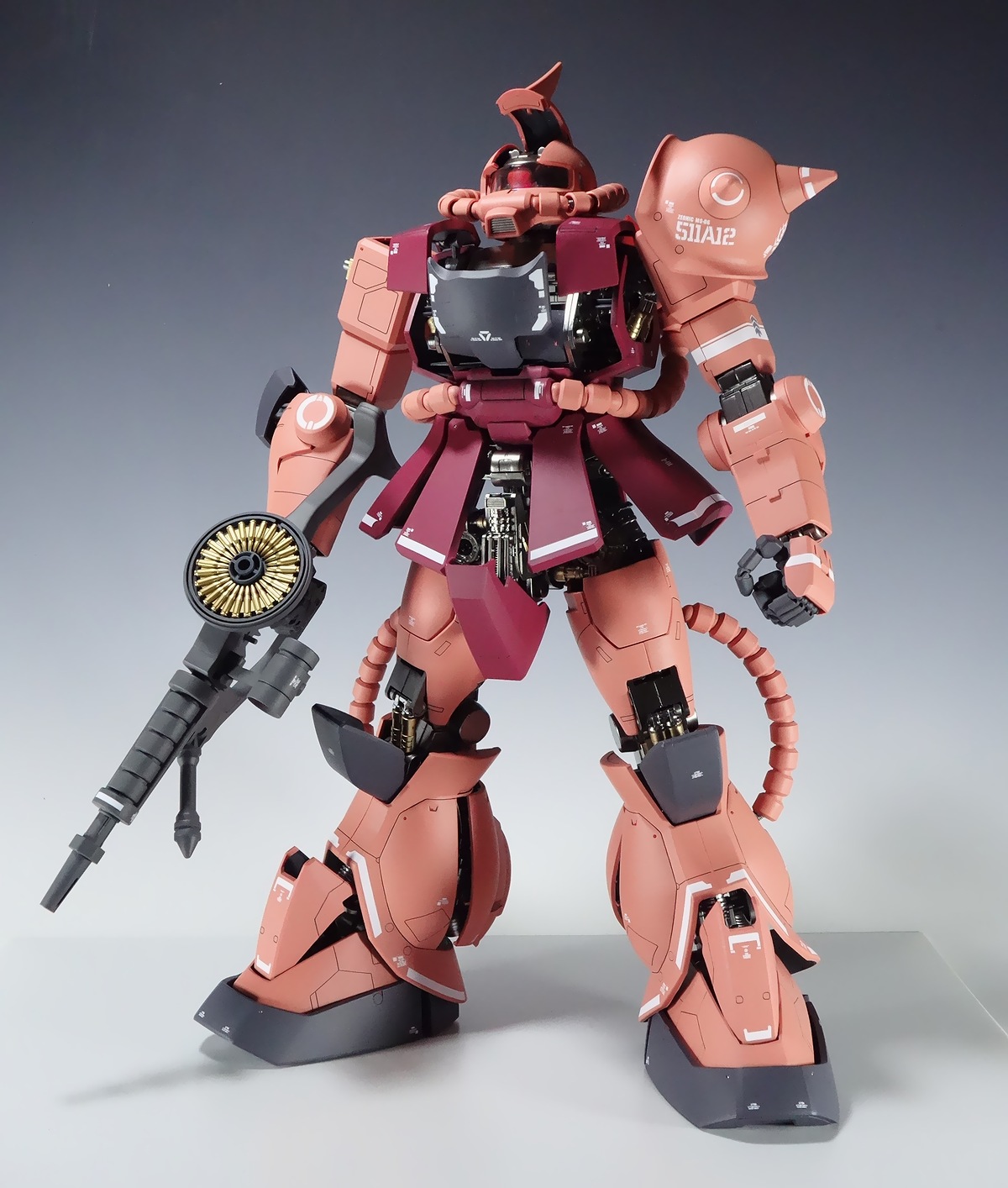 全塗装【プレミアムプラス完成品】PG 1/60 シャア専用ザクII RG Style