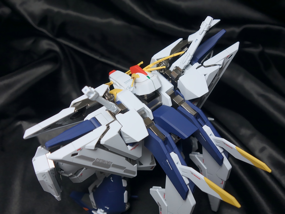 プレミアム完成品】バンダイ HGUC 1/144 Ξガンダム (クスィーガンダム