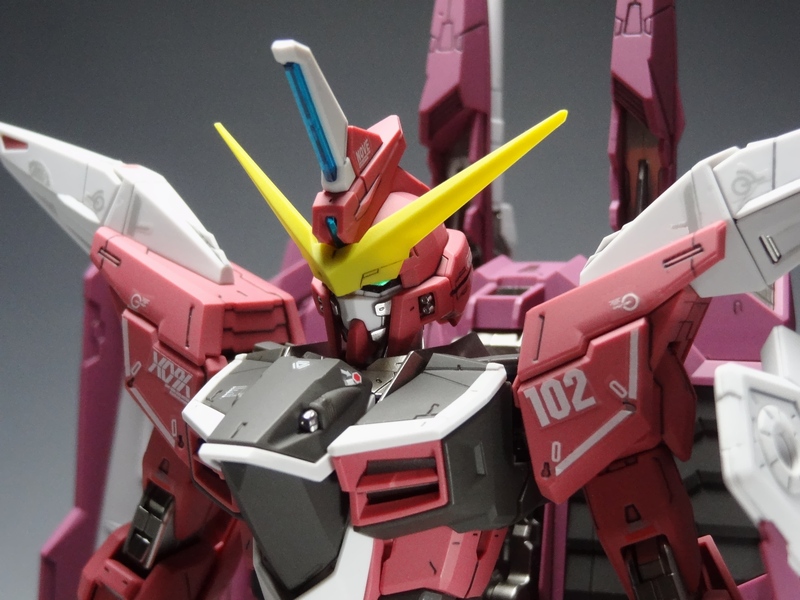 プレミアム完成品】バンダイ MG 1/100 ジャスティスガンダム