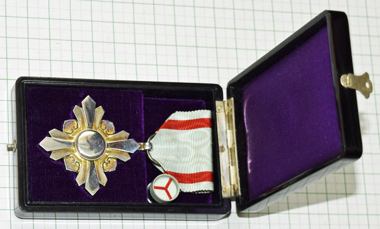 勲七位 景雲章 - 染屋軍装社（購入手続きページ）