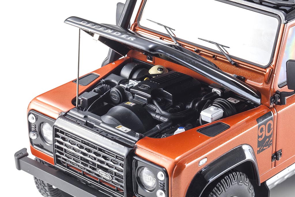 京商】初回入荷分が即完売したランドローバー・ディフェンダー90の