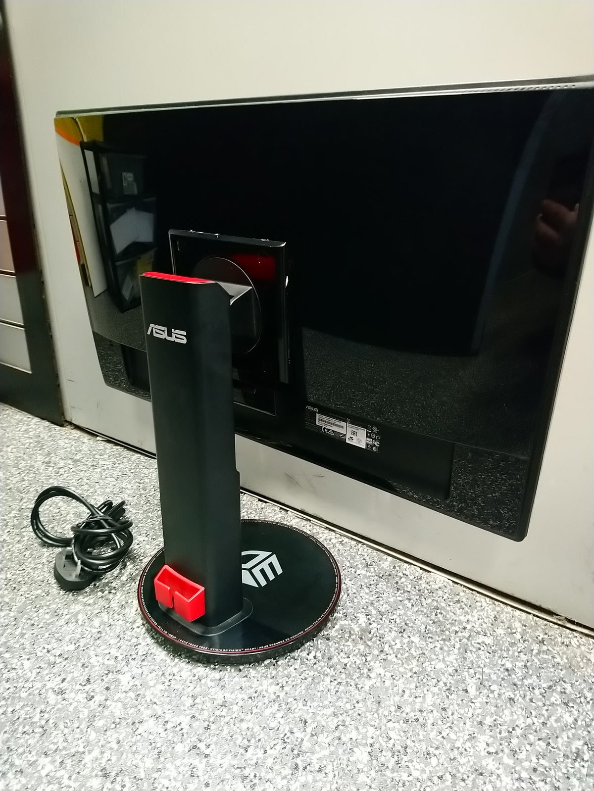 5db5ae6e-abf8-4001-8330-