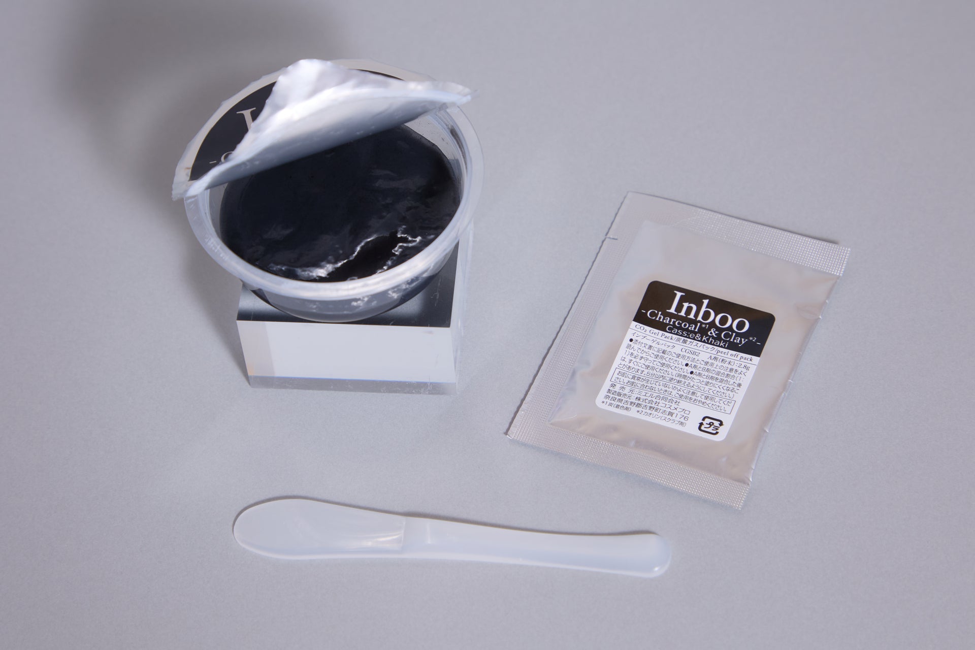 Inboo gel pack 炭酸ガスパック クレイ×炭バージョン – Cass:e&khaki
