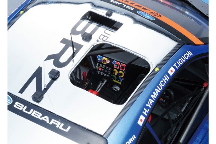 2021年のGT300チャンピオンマシンが”大迫力”の1/8スケールで登場