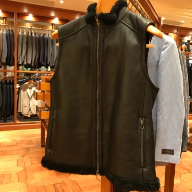 EMMETI＞ 負けじとムートンベスト｜ビームス ライフ 横浜｜BEAMS