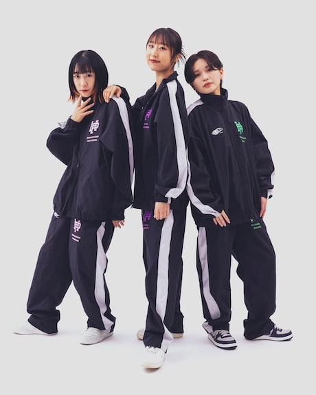 ハロー！プロジェクト』全グループのレッスンウェア“ハロプロジャージ