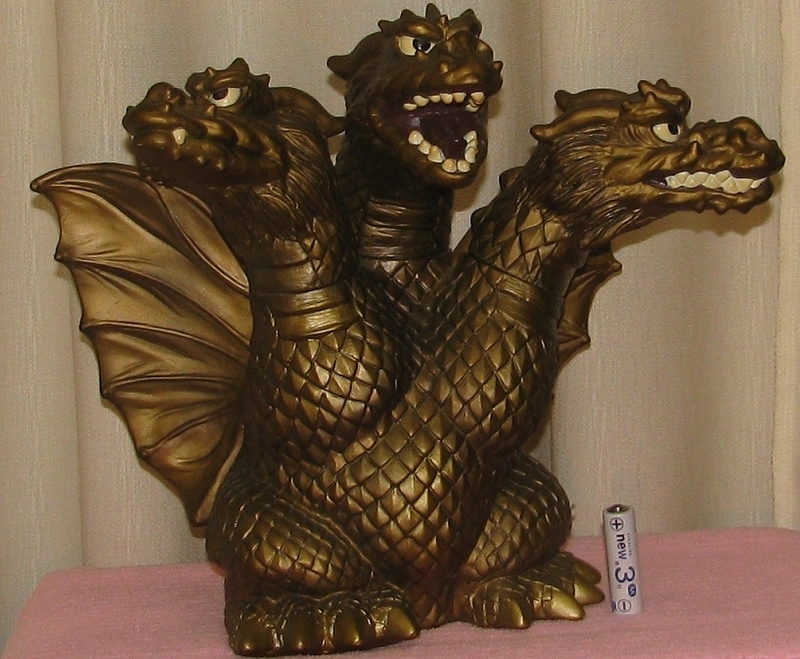 ソフビ貯金箱【キングギドラ&ゴジラ】 - 適当に玩具とかのブログ