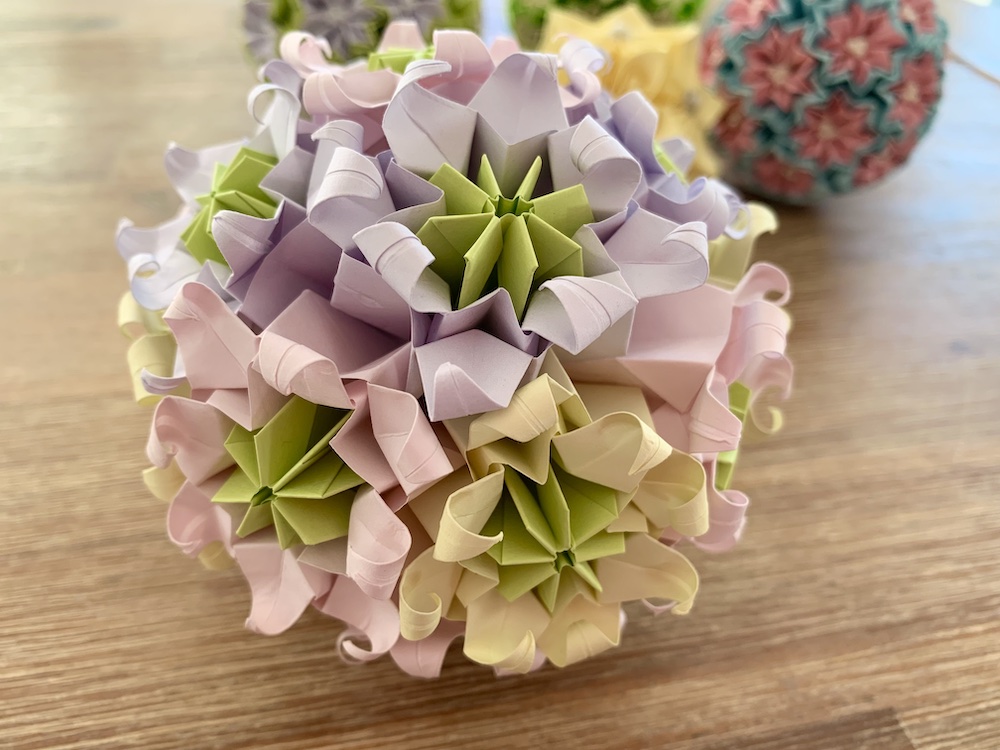 新作！花くす玉 - PAR AVION ~from Australia