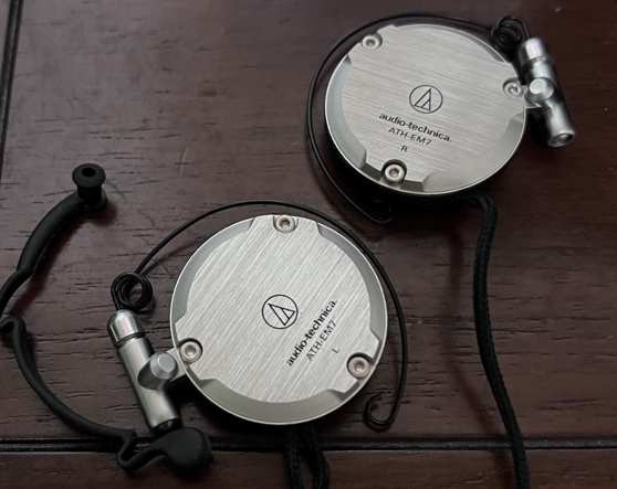 オーディオテクニカの耳掛けイヤホン ATH-EM7 を試聴・分解する