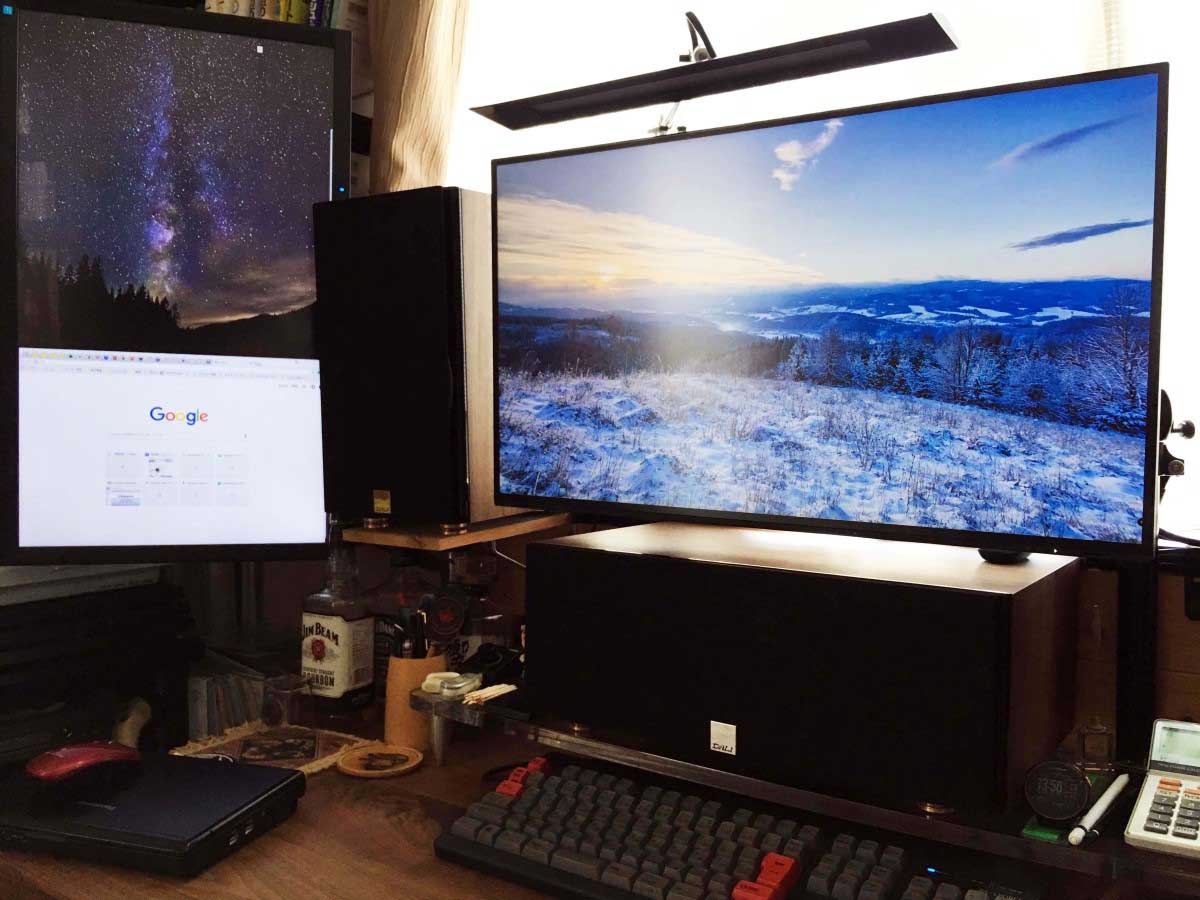 EIZO ev2785 4k 角に亀裂あり EIZO ev2785 4k 角に亀裂あり EIZO