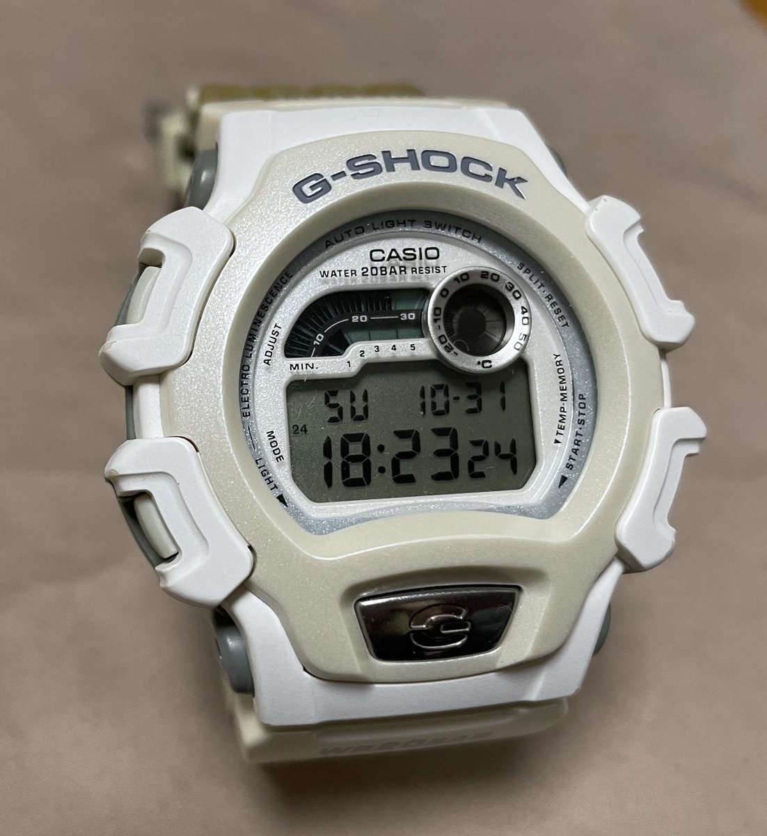 G-SHOCK晒します 番外編2～DW-004ASJ-7T トリプルクラウン - 物置きに