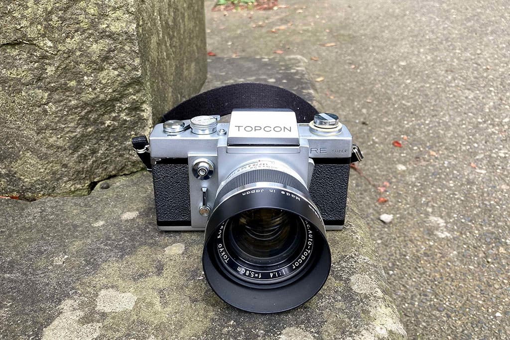 TOPCON RE SuperとRE,Auto-Topcor 5.8cm f1.4で中山法華経寺を撮ってき