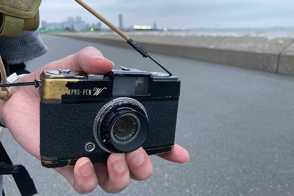 OLYMPUS PEN Wとリバーサルフィルムで海を撮ってきた - カメラが欲しい