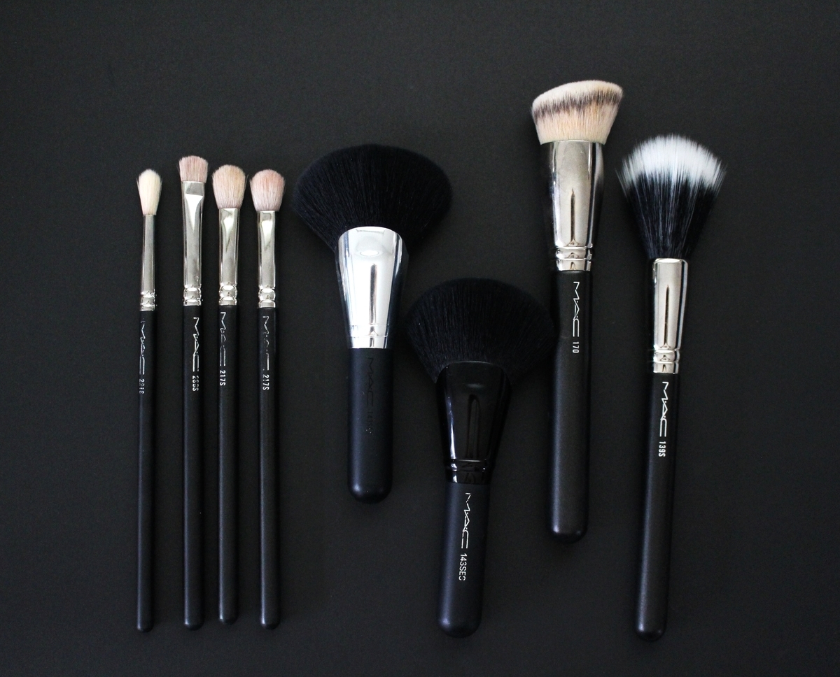 無敵の3本ブラシ！MACのおすすめメイクブラシレビュー - BUBBLISM BLOG