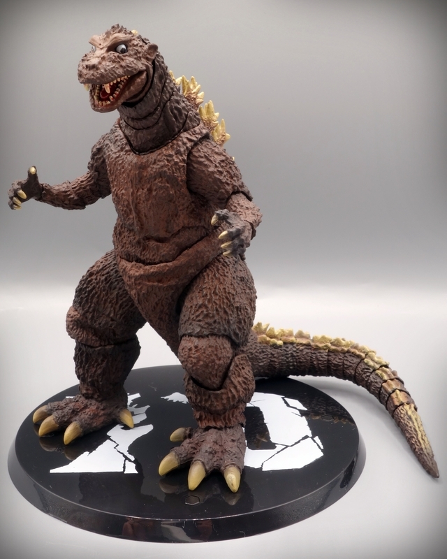 S.H.MonsterArts ゴジラ (1954) 70周年特別記念Ver. レビュー