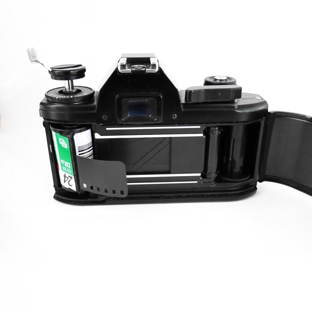 NIKON EMの使い方♪ - 〔BLOG〕パピオカメラ│フィルムカメラのお店