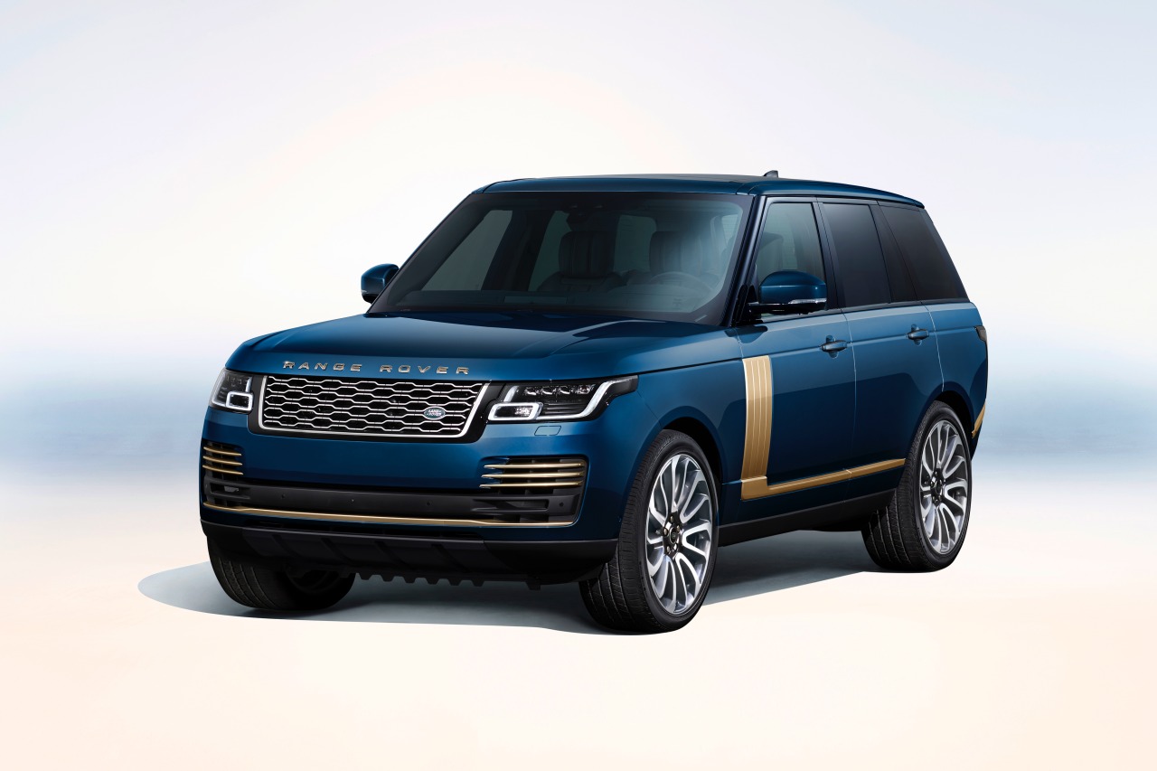 SVO専用装備を架装した、日本限定5台のレンジローバー“SVゴールデン